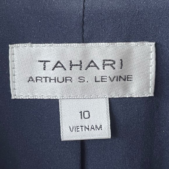 WOMENS TAHARI NAVY/ROYAL BLUE PANT SUIT NEVER WORN - Picture 4 of 9